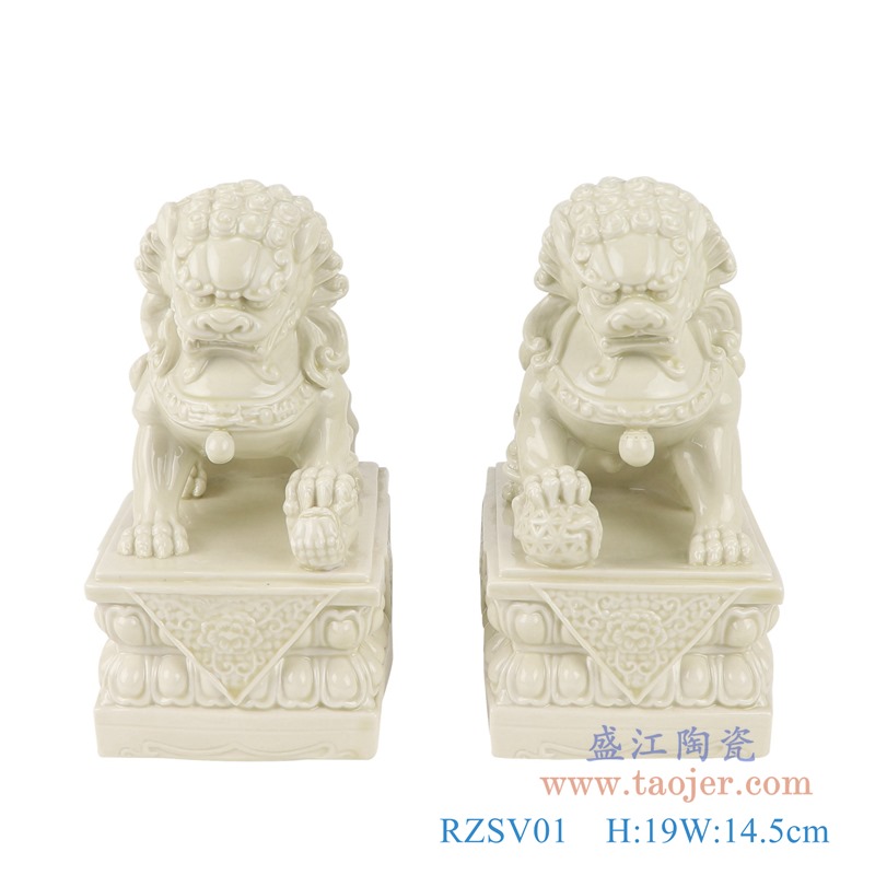 RZSV01纯色雕塑雕刻米白狮子一对小号正面