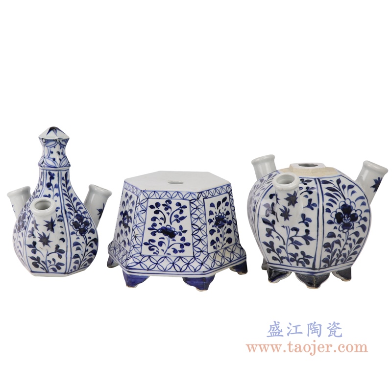 RZKR19青花缠枝花卉纹宝塔烛台分开