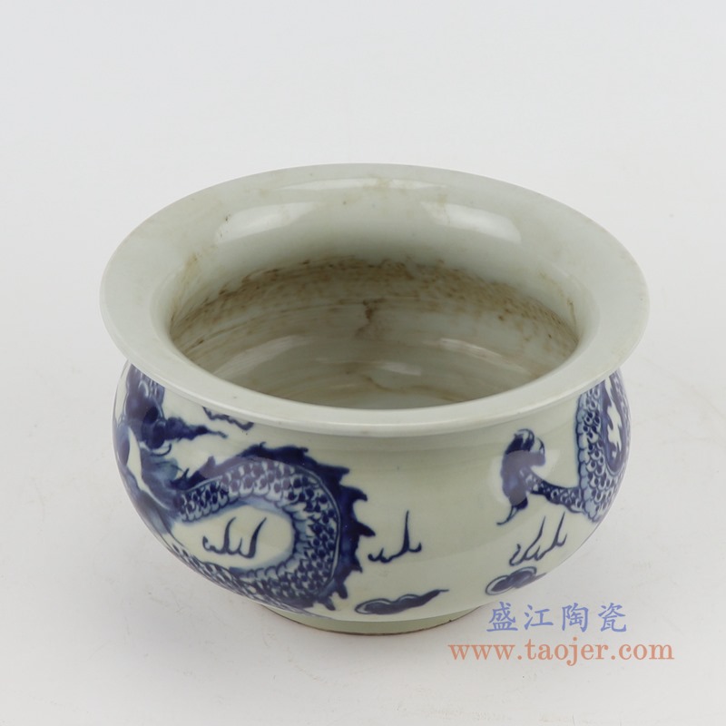 青花龙纹笔洗香炉;产品编号：RZGC17-A 产品尺寸(单位cm): 高：9.5直径：16.5口径：底径：9.3重量：0.85KG