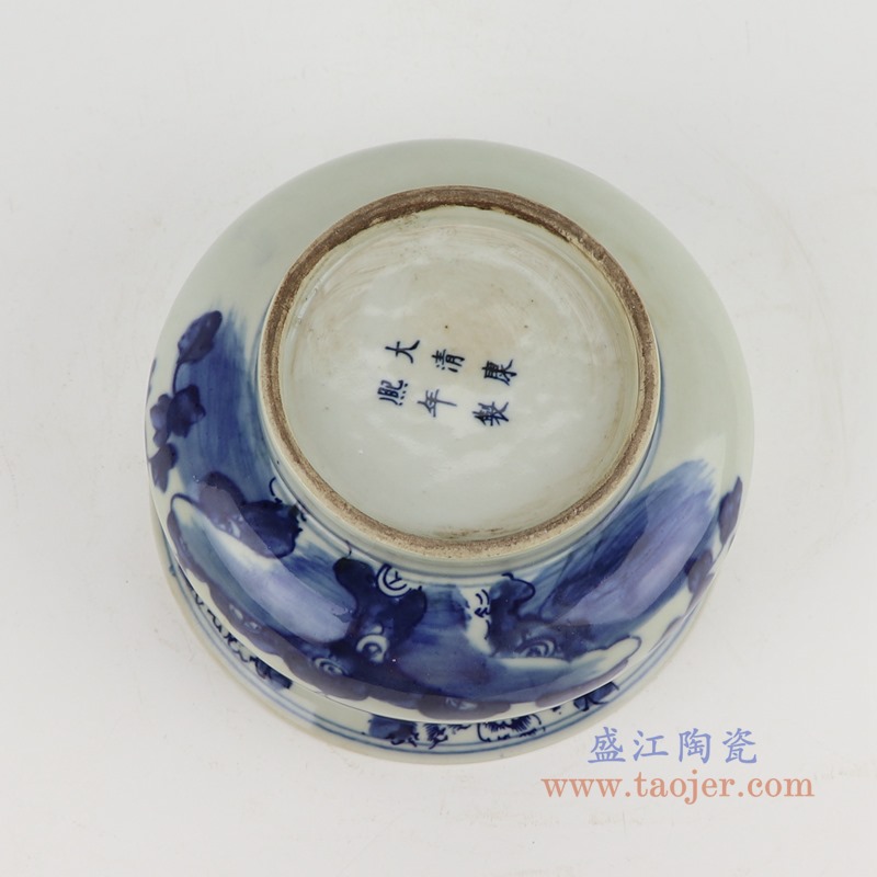 青花花卉牡丹笔洗香炉;产品编号：RZGC17-C 产品尺寸(单位cm): 高：9.5直径：16.5口径：底径：9.3重量：0.85KG