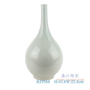 RZPI68  鸭蛋青白色胆瓶长颈花瓶、高：43.8直径：22.8口径：底径：12.7重量：3.25KG