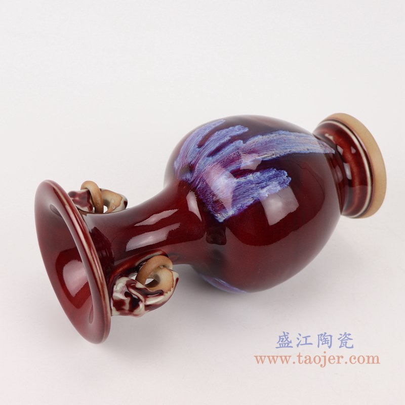 颜色釉窑变钧瓷红色双耳瓶;产品编号：RZFW40-D       产品尺寸(单位cm):  高：21直径：11.3口径：底径：7.2重量：0.75KG