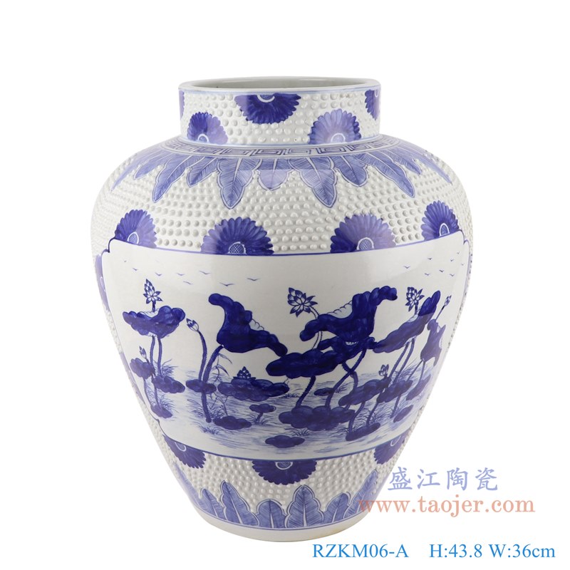 青花开窗荷花纹雕刻白圆点罐子花瓶;产品编号：RZKM06-A       产品尺寸(单位cm):  高：43.8直径：36口径：底径：20.2重量：11.7KG