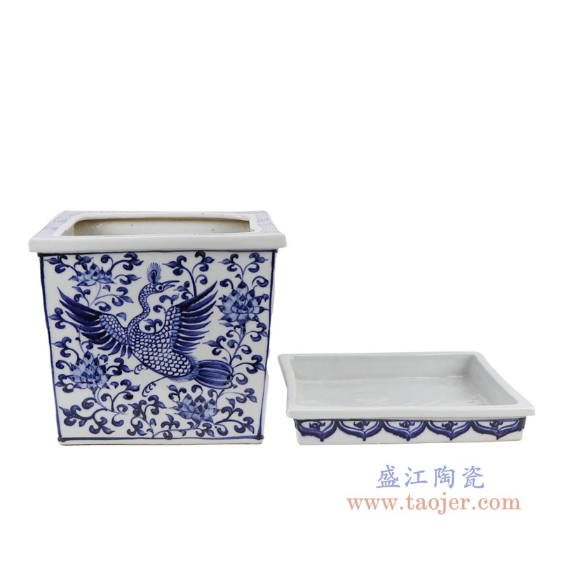青花仙鹤纹带底托四方花盆;产品编号：RZKR35-A       产品尺寸(单位cm):  高：20直径：22.5口径：底径：18.5重量：4.3KG
