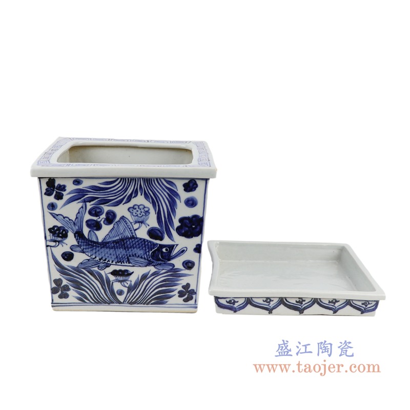 青花鱼藻纹带底托四方花盆;产品编号：RZKR35-B       产品尺寸(单位cm):  高：20直径：22.5口径：底径：18.5重量：4.3KG