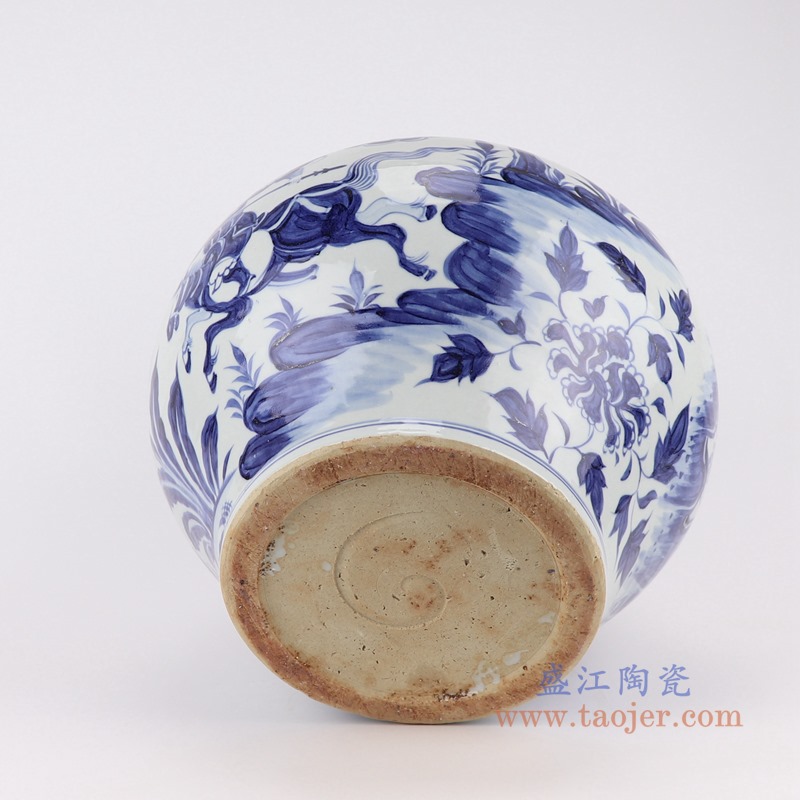 仿古元青花人物战将大罐;产品编号：RZKR36-C       产品尺寸(单位cm):  高：28.5直径：35口径：底径：21重量：5.75KG