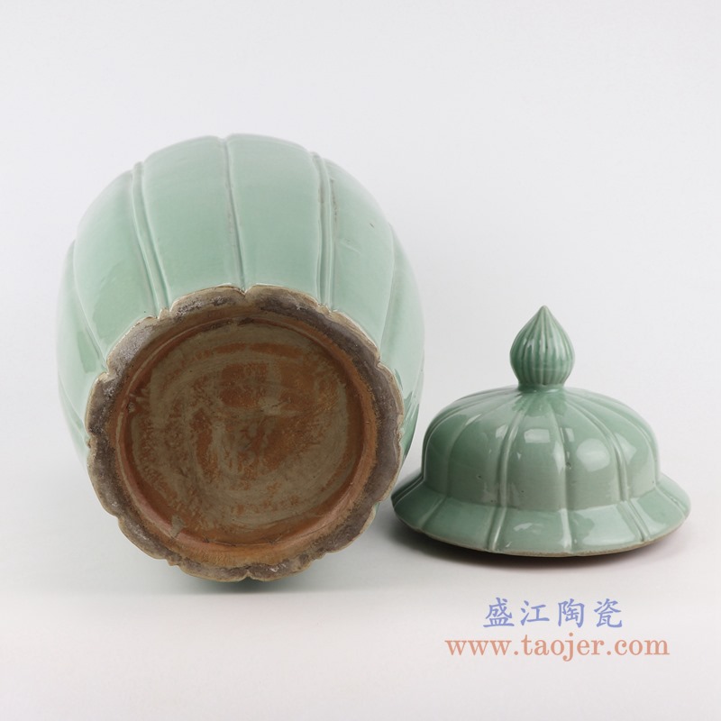 颜色釉影青竖纹瓜楞将军罐;产品编号：RZSC35       产品尺寸(单位cm):  高：50直径：26.8口径：底径：25重量：8.5KG