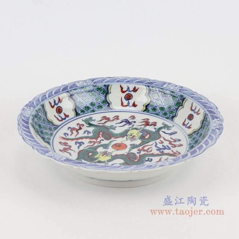 仿古古彩五彩花边龙纹盘双龙戏珠盘;产品编号:RZSZ12-A 产品尺寸(单位cm): 高:4.8直径:21.6口径:底径:13.2重量:0.5KG