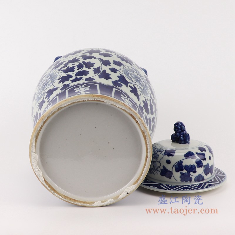 青花缠枝牡丹纹狮子头将军罐;产品编号:RYWD34-B 产品尺寸(单位cm): 高:39直径:22.5口径:底径:17重量:3.6KG