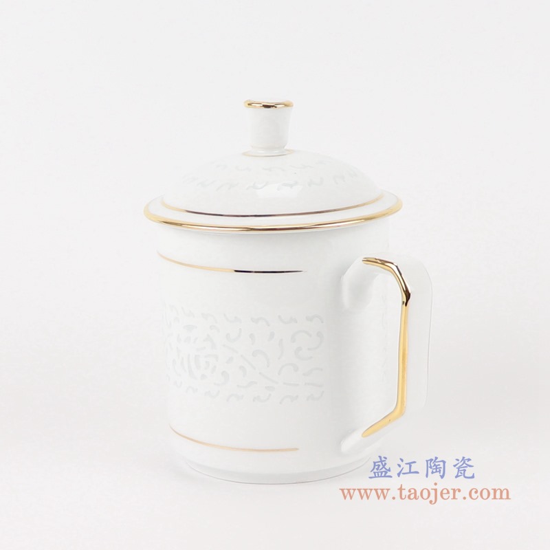 白色描金玲珑福字办公杯;产品编号：RYYY48       产品尺寸(单位cm):  高：15直径：13口径：底径：7.5重量：0.35KG