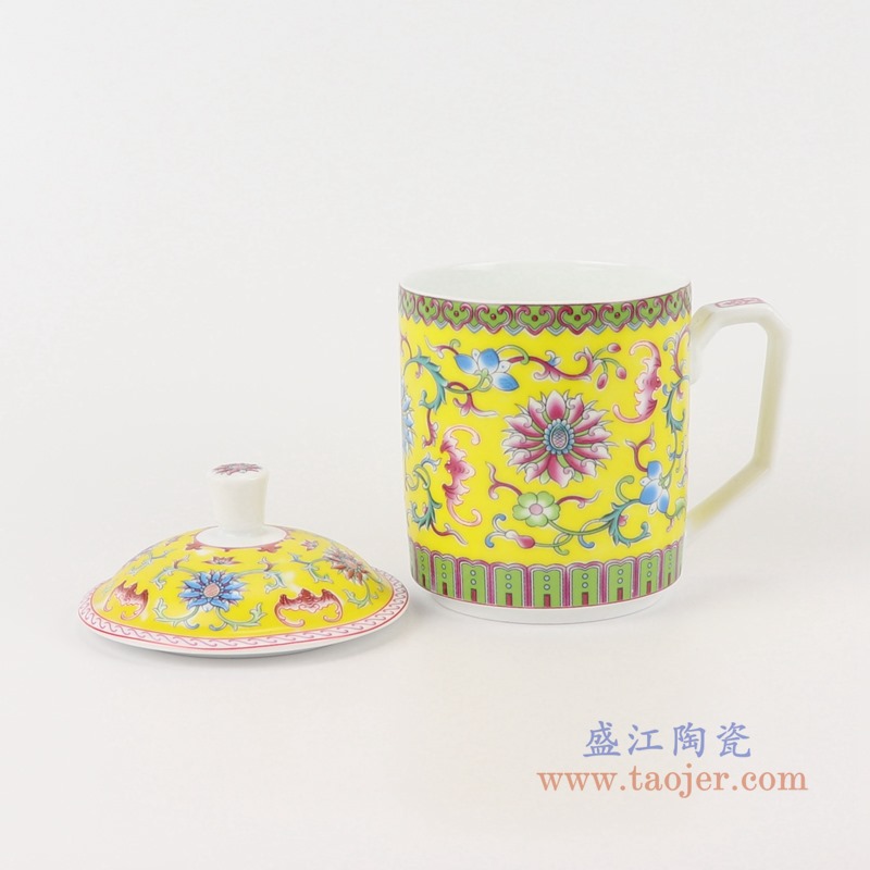 珐琅彩黄色黄底缠枝莲办公杯;产品编号：RYYY49-A       产品尺寸(单位cm):  高：15直径：13口径：底径：7.5重量：0.35KG