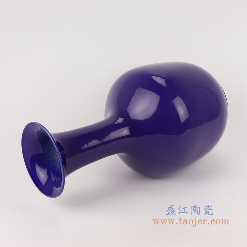 颜色釉祭蓝小花瓶;产品编号：RZMS08-B       产品尺寸(单位cm):  高：39直径：18.5口径：底径：12.5重量：3.1KG
