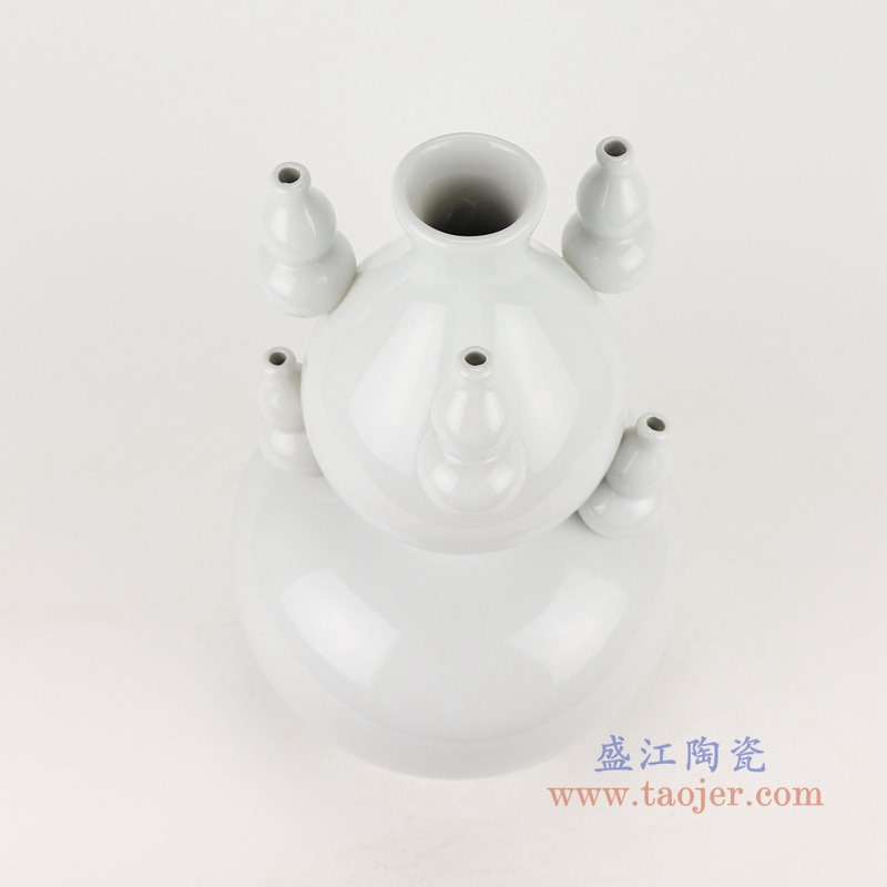 白色纯白多宝多葫芦花瓶;产品编号：RZMS21-B       产品尺寸(单位cm):  高：38.5直径：23口径：底径：14重量：4KG