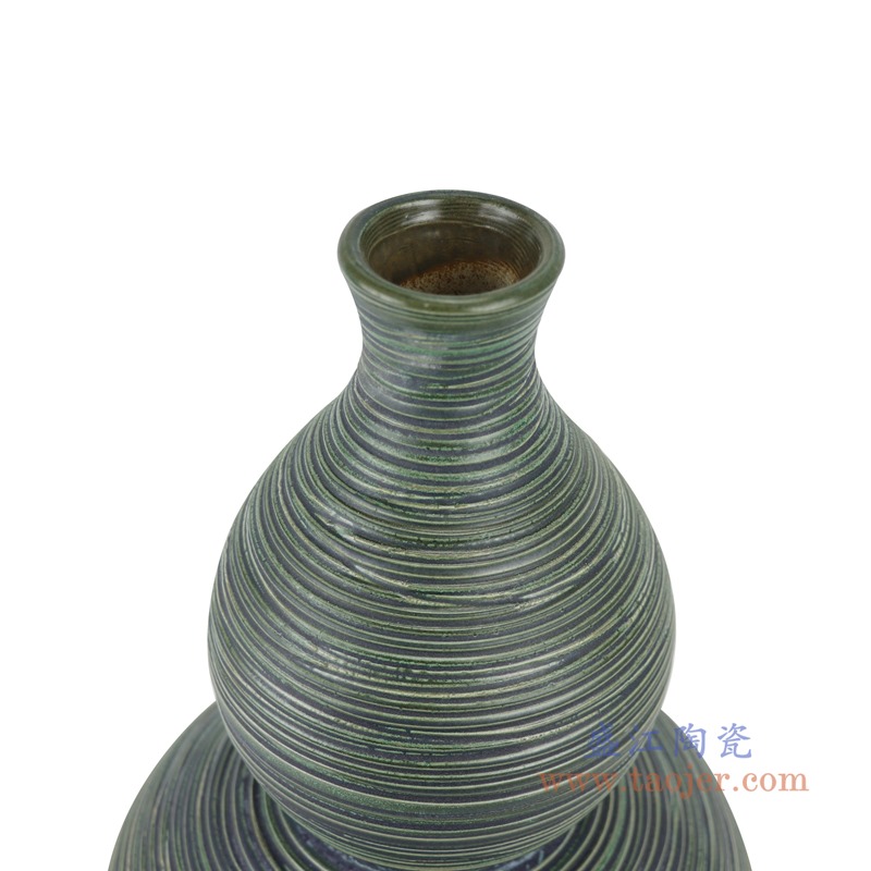 颜色釉窑变绿色条纹葫芦瓶;产品编号：RZMS25       产品尺寸(单位cm):  高：38.8直径：23.2口径：底径：14重量：3.7KG