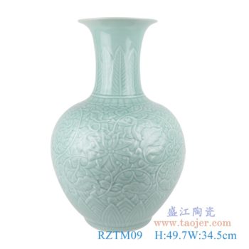 RZTM09   颜色釉影青雕刻缠枝莲赏瓶     高：49.7直径：34.5口径：底径：17.5重量：7KG