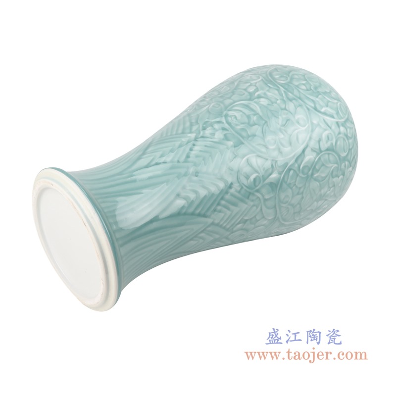 颜色釉影青雕刻缠枝莲梅瓶;产品编号:RZTM10 产品尺寸(单位cm): 高:55直径:27.3口径:底径:18.5重量:6.7KG