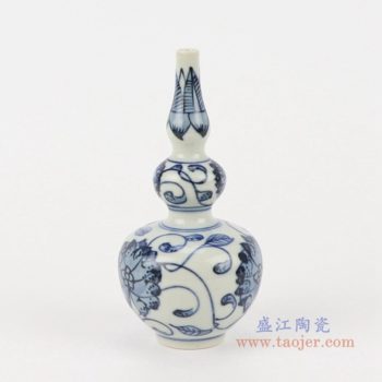 RZTP04   青花手绘缠枝莲三节葫芦小花瓶      高：12直径：6口径：底径：2.2重量：0.1KG