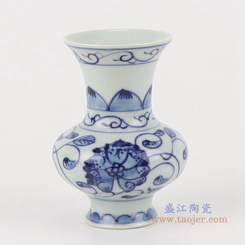 RZTP09   青花手绘缠枝莲花觚小花瓶     高：9.3直径：6.5口径：底径：3.2重量：0.1KG