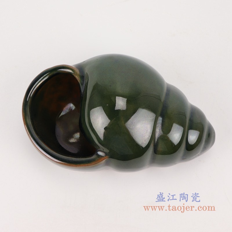 窑变颜色釉绿色螺蛳;产品编号：RZKR33       产品尺寸(单位cm):  高：7直径：15口径：底径：13.2重量：0.35KG