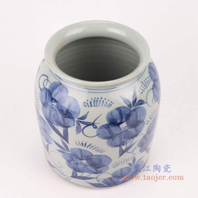 青花手绘金莲花直筒罐;产品编号：RZLZ04       产品尺寸(单位cm):  高：16直径：14.5口径：底径：13重量：1.35KG