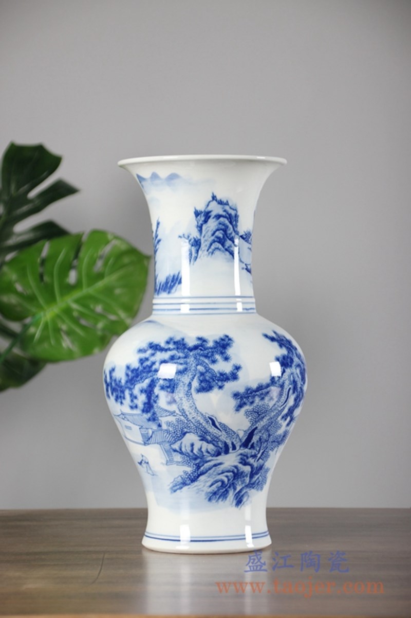 青花山水花菇小号;产品编号：RYCI43-b 产品尺寸(单位cm): 高：33.2直径：17.7口径：底径：11.2重量：2.4KG
