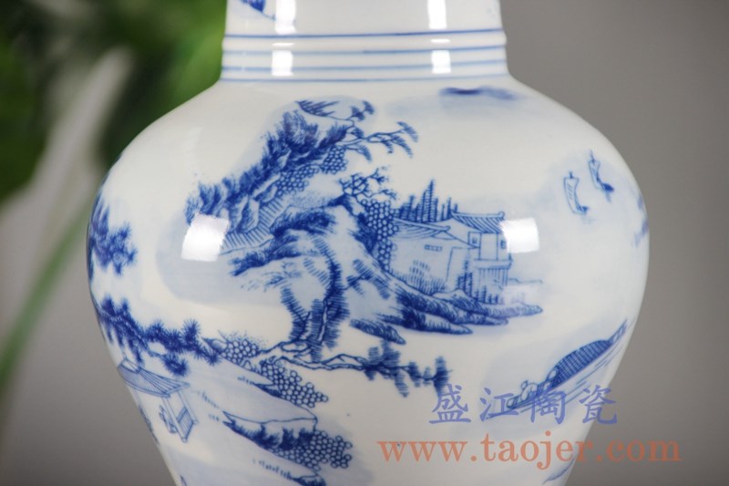 青花山水花菇小号;产品编号：RYCI43-b 产品尺寸(单位cm): 高：33.2直径：17.7口径：底径：11.2重量：2.4KG