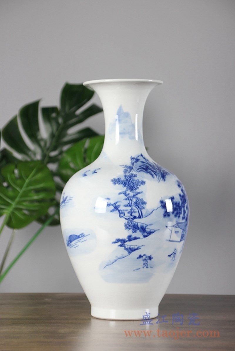 青花山水楼阁花瓶;产品编号：RYCI49-A       产品尺寸(单位cm):  高：33.3直径：17.5口径：底径：11重量：2.22KG