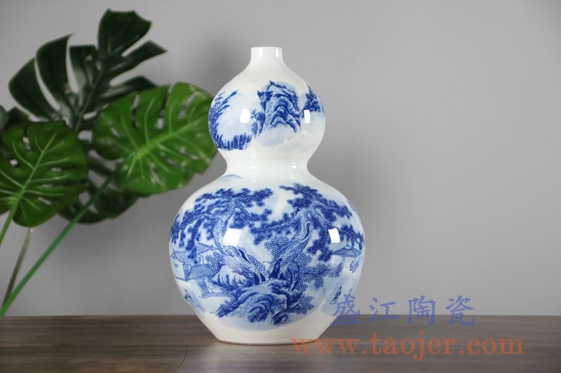 青花山水葫芦瓶花瓶;产品编号：RYCI50-A       产品尺寸(单位cm):  高：30.5直径：20口径：底径：9.5重量：2.36KG