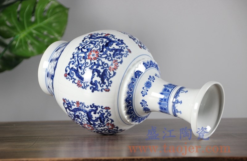青花釉里红仿古山水花瓶花插 ;产品编号:RYCI52-A 产品尺寸(单位cm): 高:19.4直径:19.5口径:底径:10.8重量:2.7KG