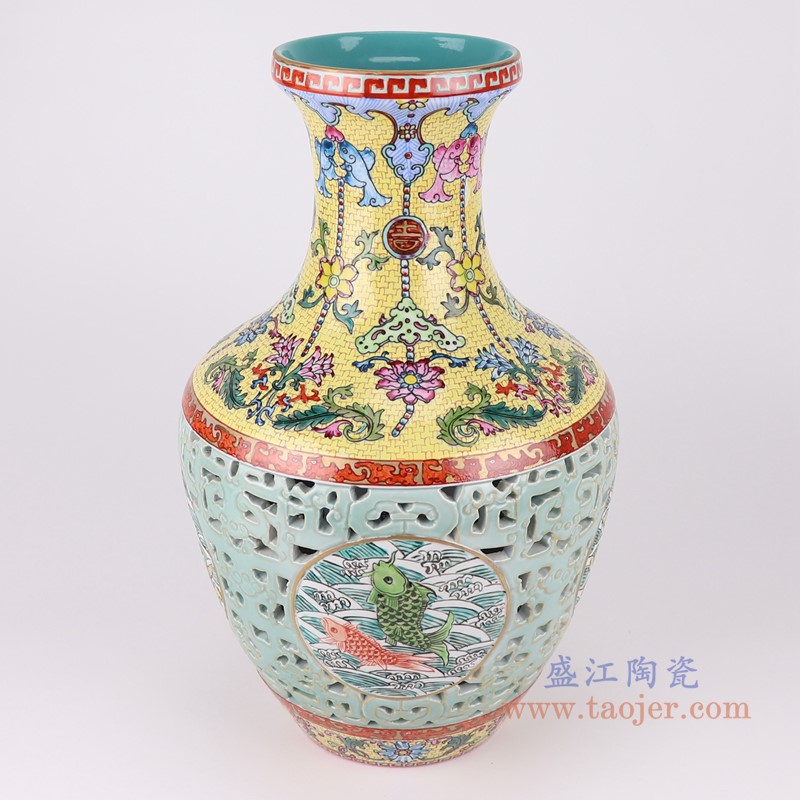 粉彩珐琅彩雕刻黄蓝底开窗海水鱼纹花瓶;产品编号:RYLW25-B 产品尺寸(单位cm): 高:41直径:25口径:底径:12.7重量:5.9KG