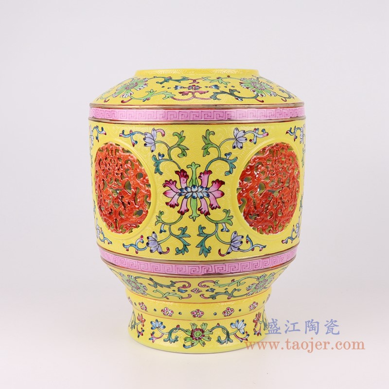 粉彩珐琅彩黄底扒花开窗缠枝莲镂空转心瓶双耳花瓶;产品编号：RYLW43       产品尺寸(单位cm):  高：41.6直径：21.6口径：底径：14.8重量：5.85KG
