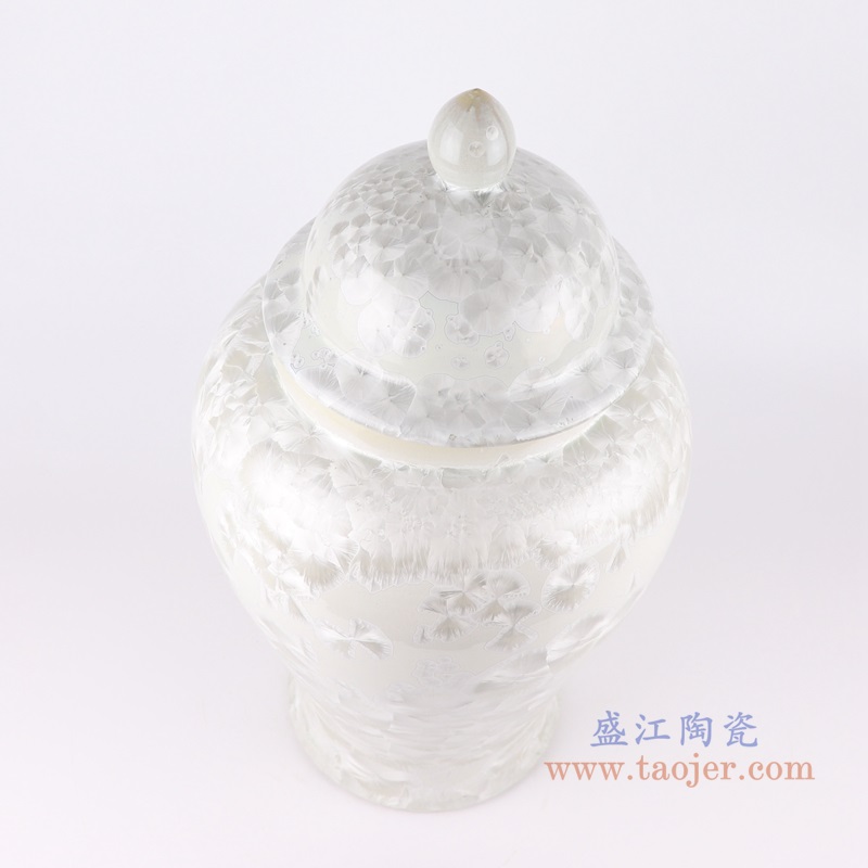 白色结晶釉将军罐;产品编号：RYYX10       产品尺寸(单位cm):  高：48.5直径：27.4口径：底径：17.6重量：8.05KG