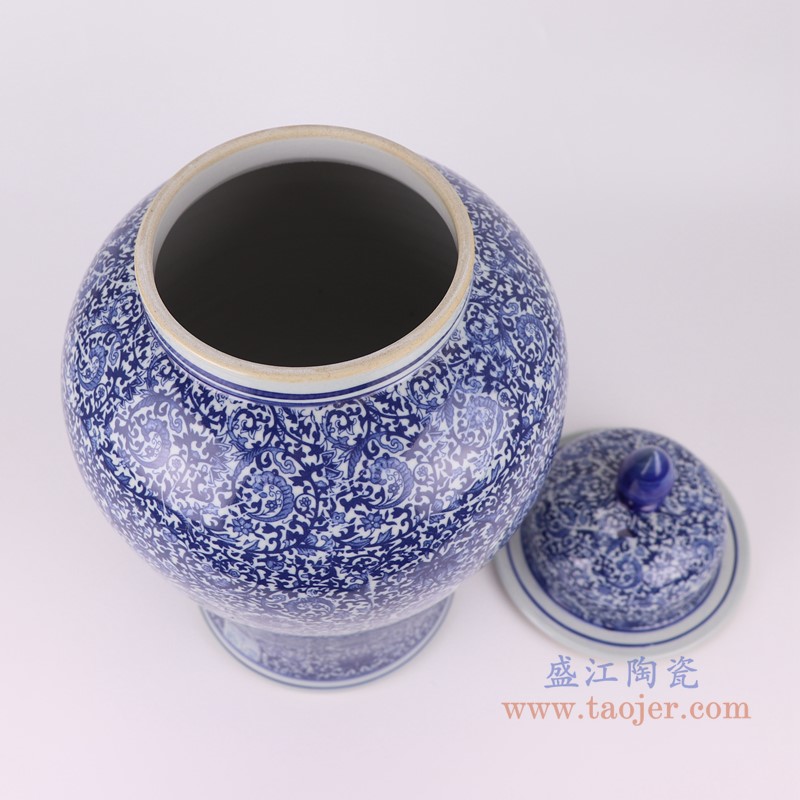 青花缠枝莲将军罐;产品编号:RZAP17 产品尺寸(单位cm): 高:45.2直径:24.5口径:底径:17.4重量:4.35KG