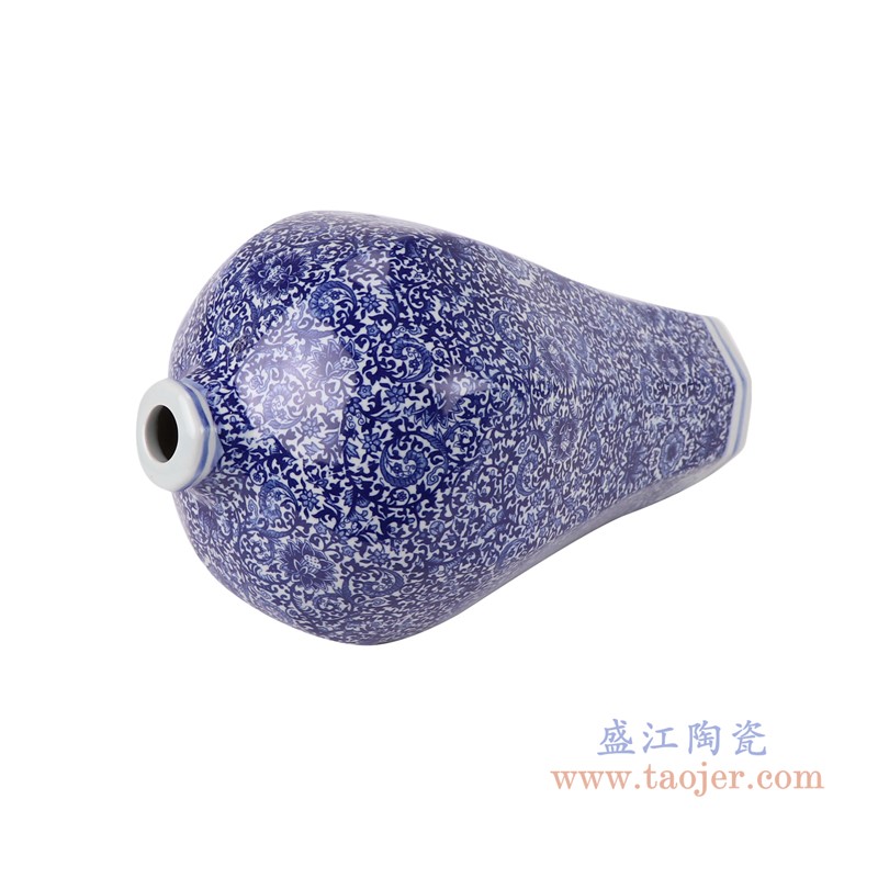 青花缠枝莲八方梅瓶;产品编号:RZAP18 产品尺寸(单位cm): 高:40直径:22.5口径:底径:11.4重量:3.4KG