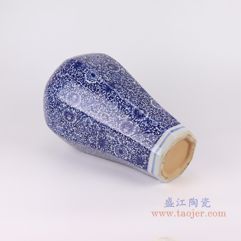 青花缠枝莲八方梅瓶;产品编号:RZAP18 产品尺寸(单位cm): 高:40直径:22.5口径:底径:11.4重量:3.4KG