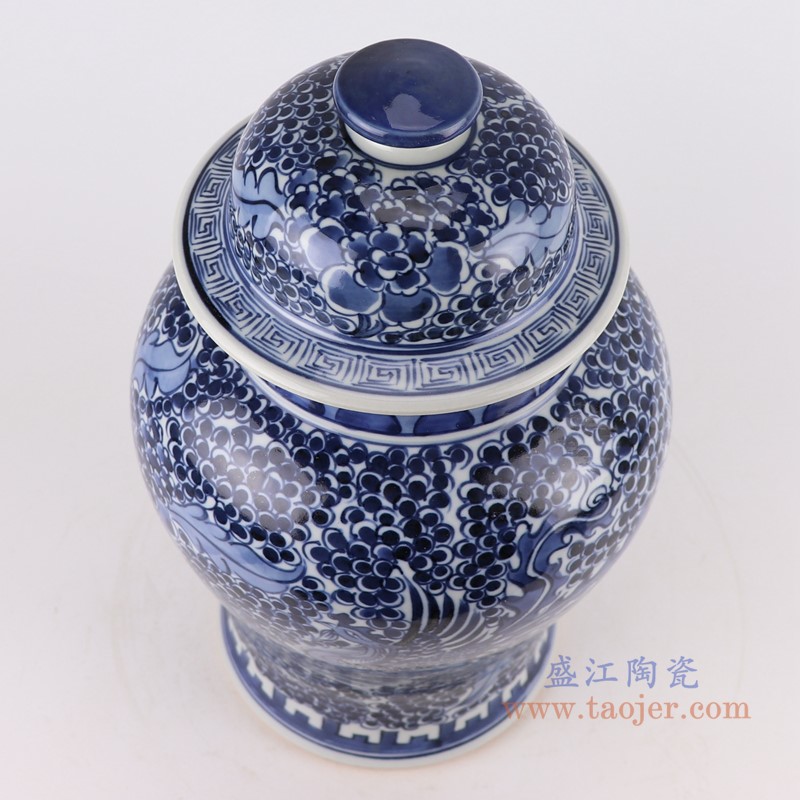青花缠枝莲凤凰纹将军罐;产品编号:RZCM05-D 产品尺寸(单位cm): 高:36.5直径:22.6口径:底径:17.5重量:3.4KG
