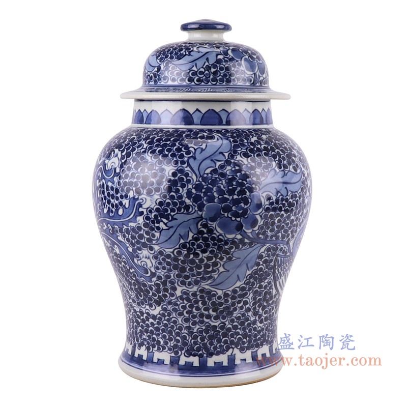 青花缠枝莲凤凰纹将军罐;产品编号:RZCM05-D 产品尺寸(单位cm): 高:36.5直径:22.6口径:底径:17.5重量:3.4KG