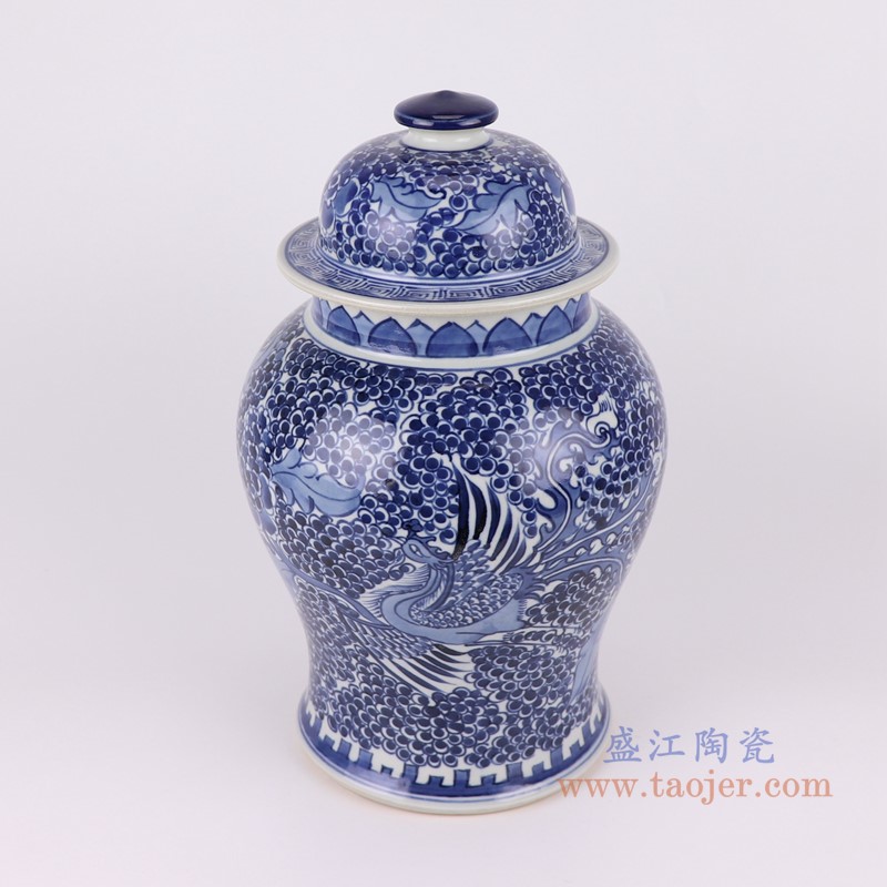 青花缠枝莲凤凰纹将军罐;产品编号:RZCM05-D 产品尺寸(单位cm): 高:36.5直径:22.6口径:底径:17.5重量:3.4KG