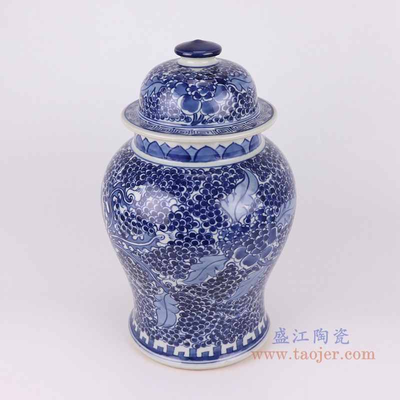 青花缠枝莲凤凰纹将军罐;产品编号:RZCM05-D 产品尺寸(单位cm): 高:36.5直径:22.6口径:底径:17.5重量:3.4KG