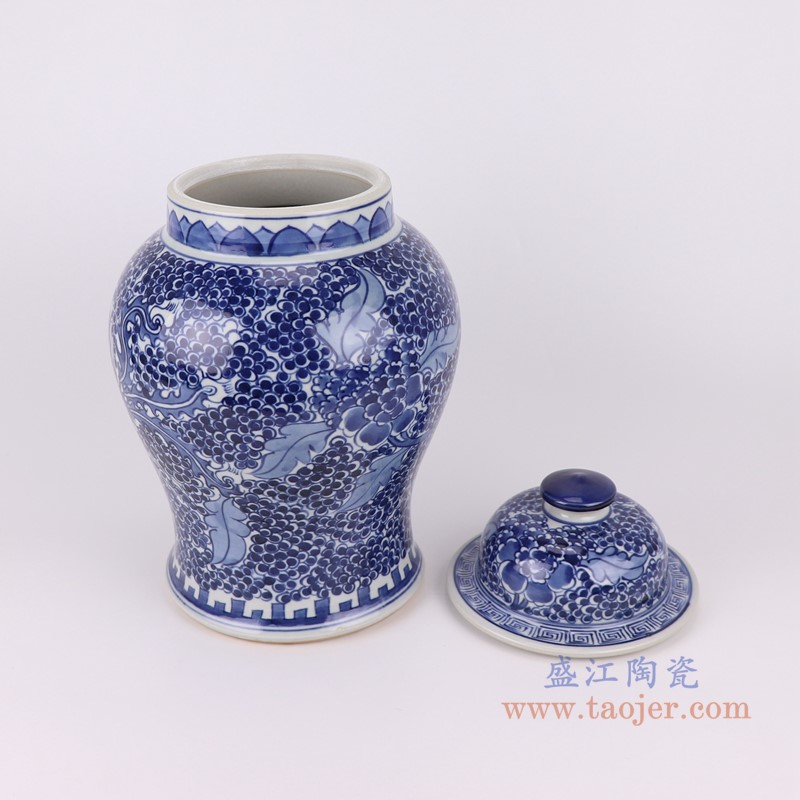 青花缠枝莲凤凰纹将军罐;产品编号:RZCM05-D 产品尺寸(单位cm): 高:36.5直径:22.6口径:底径:17.5重量:3.4KG