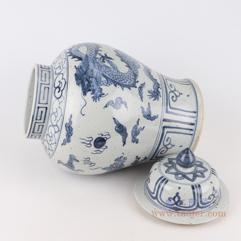 青花龙纹将军罐;产品编号：RZFB40-B       产品尺寸(单位cm):  高：40直径：24口径：底径：16.2重量：4.5KG