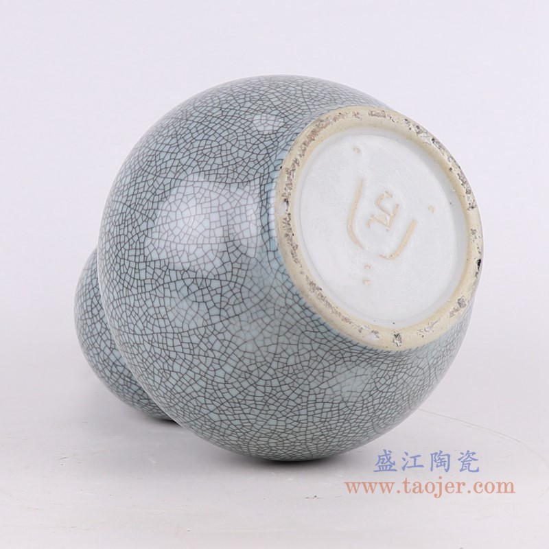 青釉裂纹釉金丝铁线开片葫芦瓶;产品编号:RZJX05-B 产品尺寸(单位cm): 高:29.7直径:19.7口径:底径:11.8重量:2KG