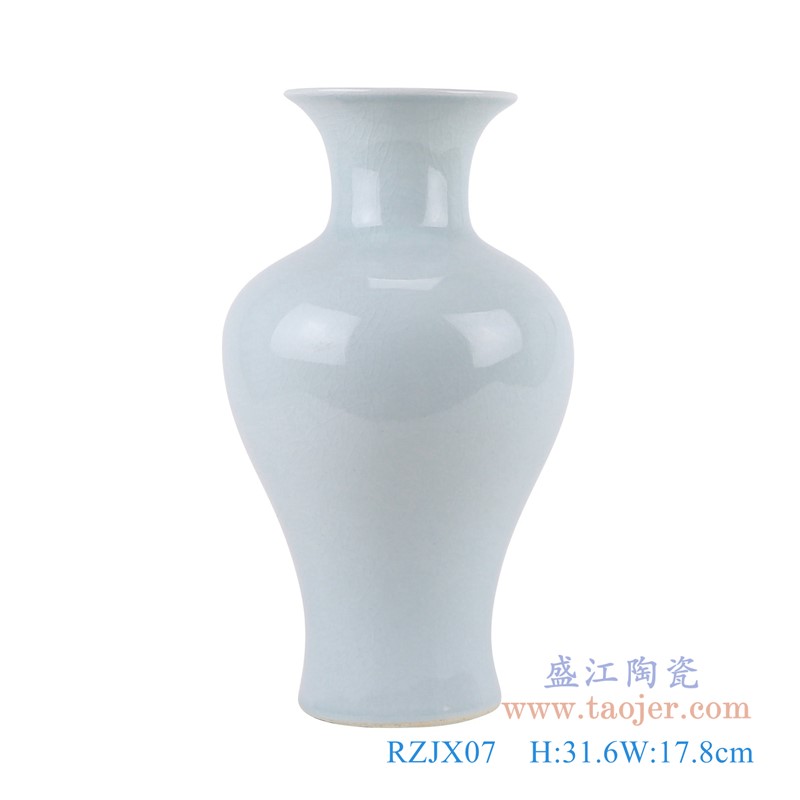 影青裂纹釉开片鱼尾瓶;产品编号：RZJX07       产品尺寸(单位cm):  高：31.6直径：17.8口径：底径：10.4重量：2KG