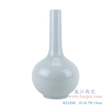 RZJX08  影青裂纹釉开片天球瓶     高：34.7直径：19口径：底径：10.5重量：1.85KG