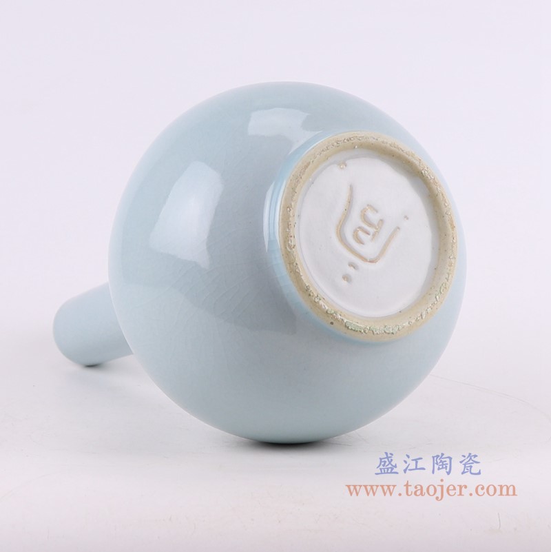 影青裂纹釉开片天球瓶;产品编号:RZJX08 产品尺寸(单位cm): 高:34.7直径:19口径:底径:10.5重量:1.85KG