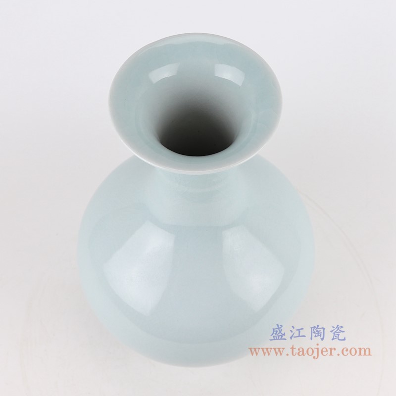 影青裂纹釉开片赏瓶;产品编号:RZJX10 产品尺寸(单位cm): 高:30.6直径:19.6口径:底径:10.9重量:1.8KG