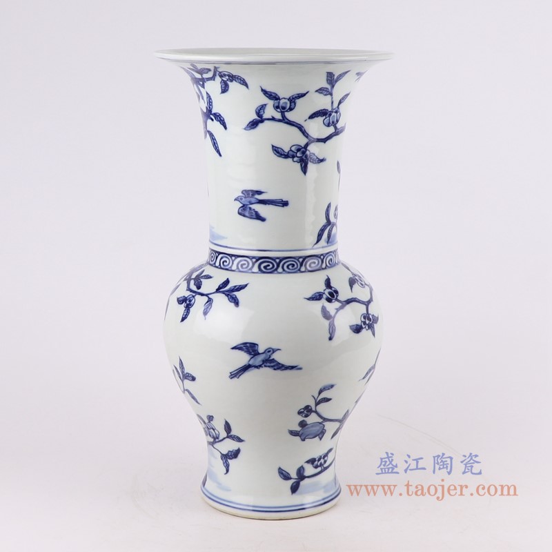 青花石榴花鸟花菇瓶;产品编号：RZKJ13       产品尺寸(单位cm):  高：39.5直径：20.2口径：底径：12.4重量：3.4KG