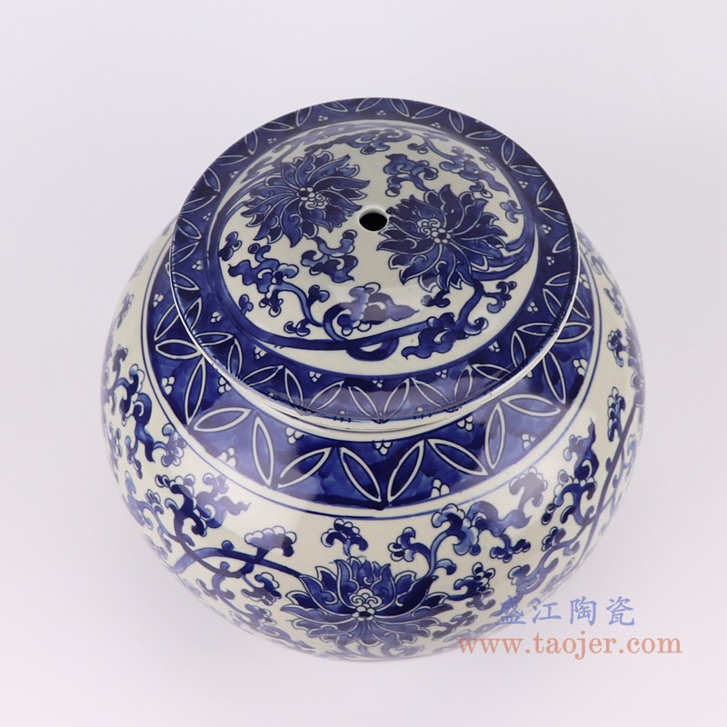 青花缠枝莲灯具;产品编号:RZKY35-DS 产品尺寸(单位cm): 高:29.5直径:29口径:底径:14.5重量:4.6KG