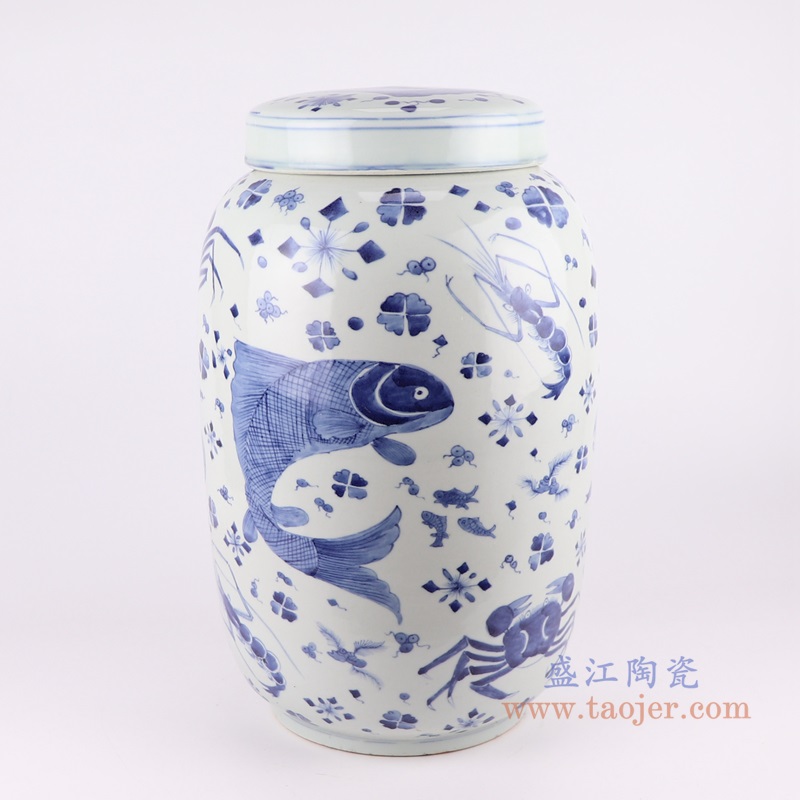 青花鱼虾螃蟹纹冬瓜罐盖罐;产品编号:RZKY43 产品尺寸(单位cm): 高:44直径:27口径:底径:18.5重量:8.75KG