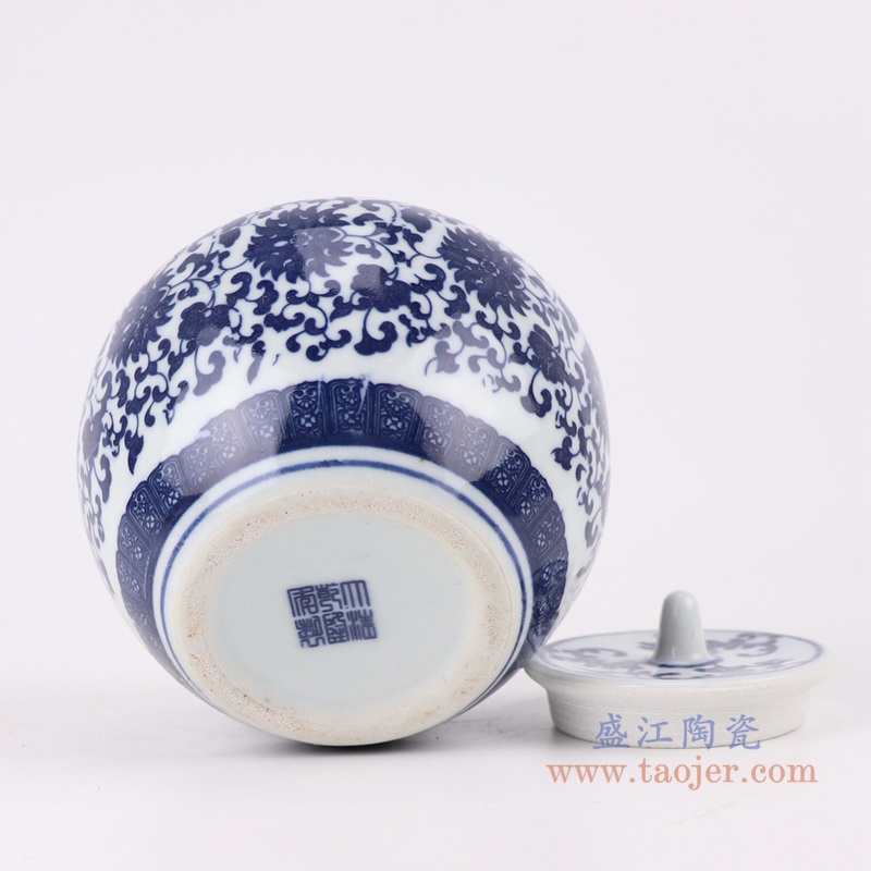 青花缠枝莲小苹果罐;产品编号：RZMX12       产品尺寸(单位cm):  高：9.5直径：11口径：底径：6.3重量：0.35KG